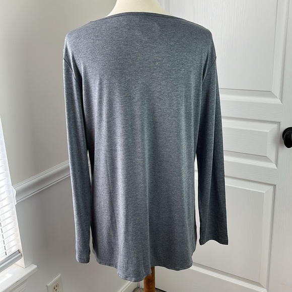 Heart Graphic Long sleeve T-Shirt - Picture 4 of 7